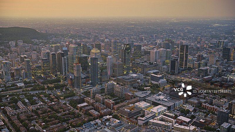 蒙特利尔市中心天际线图片素材