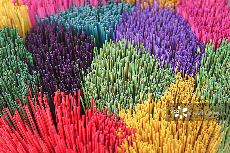 俯视抽象多色棍图片素材