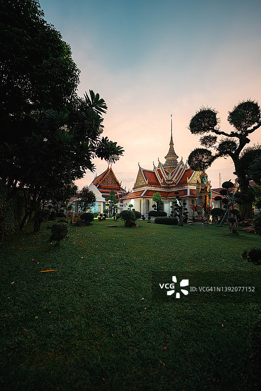 曼谷Yai区郑王庙佛教寺庙图片素材