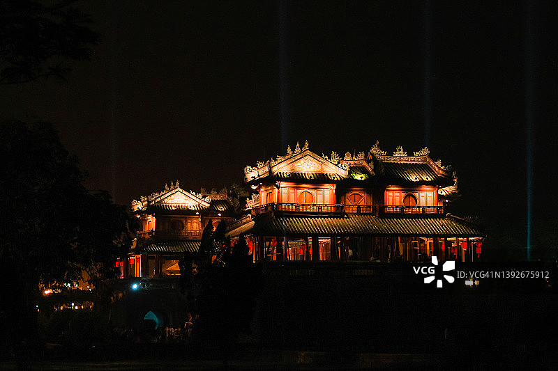 越南顺化皇城夜景图片素材