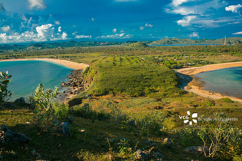 印度尼西亚西努沙登加拉中部龙目岛曼达利卡海岸风光图片素材