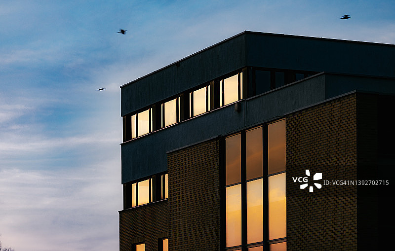 日落时分的建筑图片素材