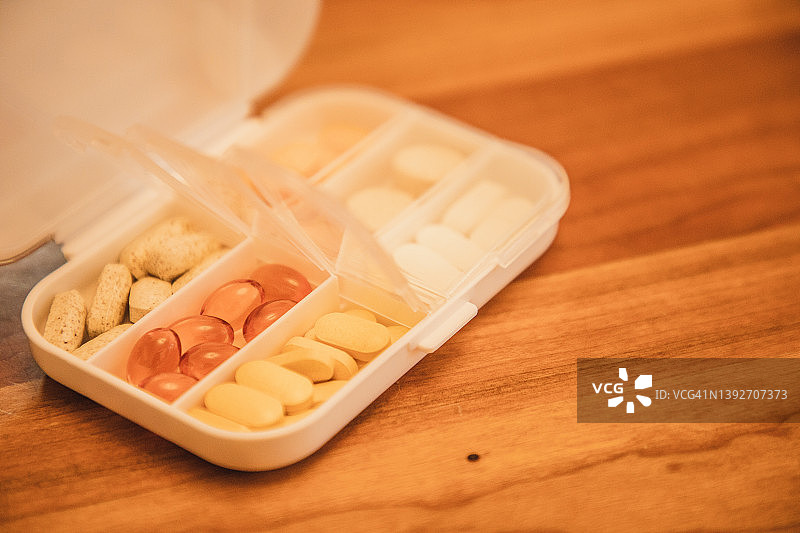 药盒中的药物图片素材