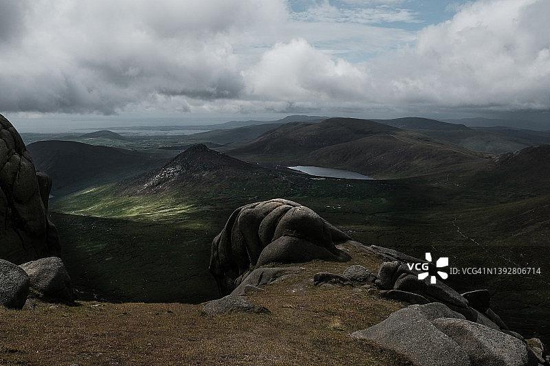 穆恩山脉的中心图片素材