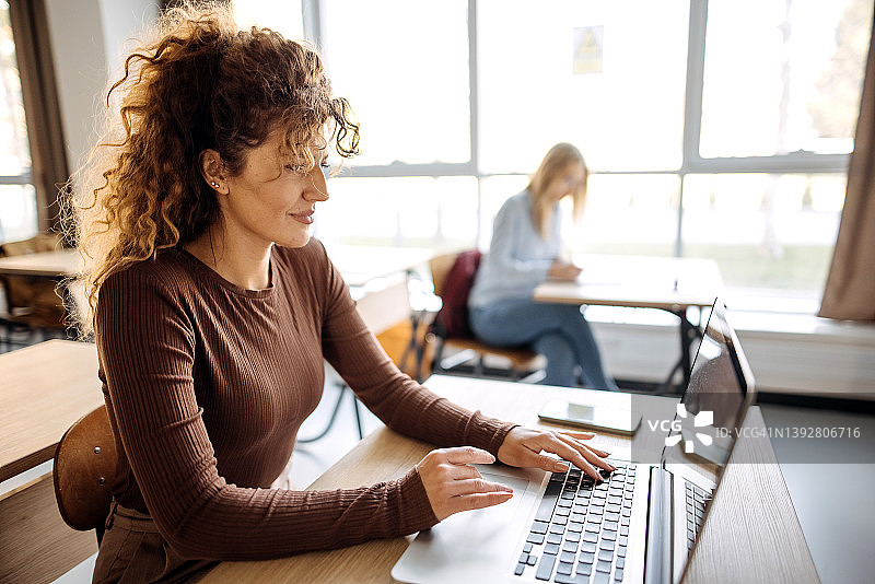 学习，在线教育。图片素材