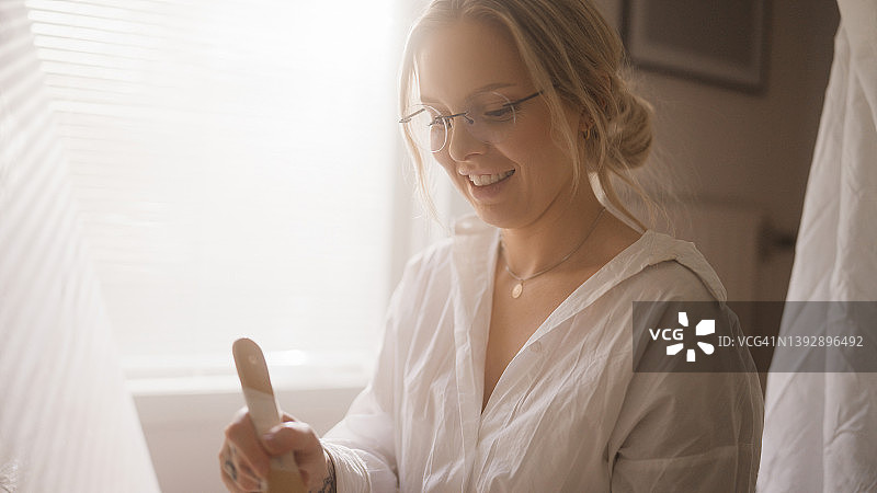 艺术家在家准备绘画图片素材