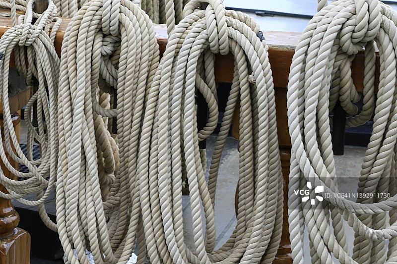 重型成捆绳索图片素材