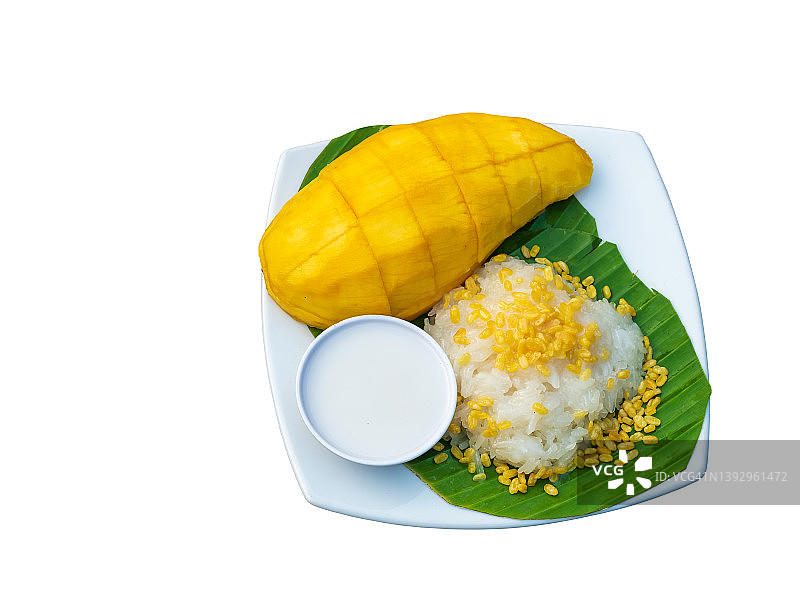 白色背景上的芒果糯米饭图片素材