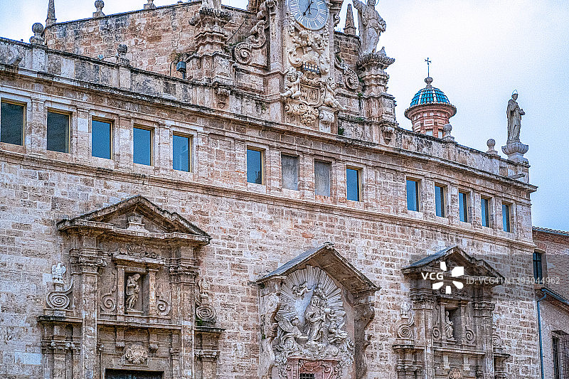 西班牙瓦伦西亚桑托斯胡安内斯教堂图片素材