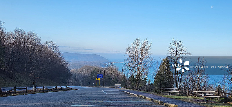 海岸停车场图片素材