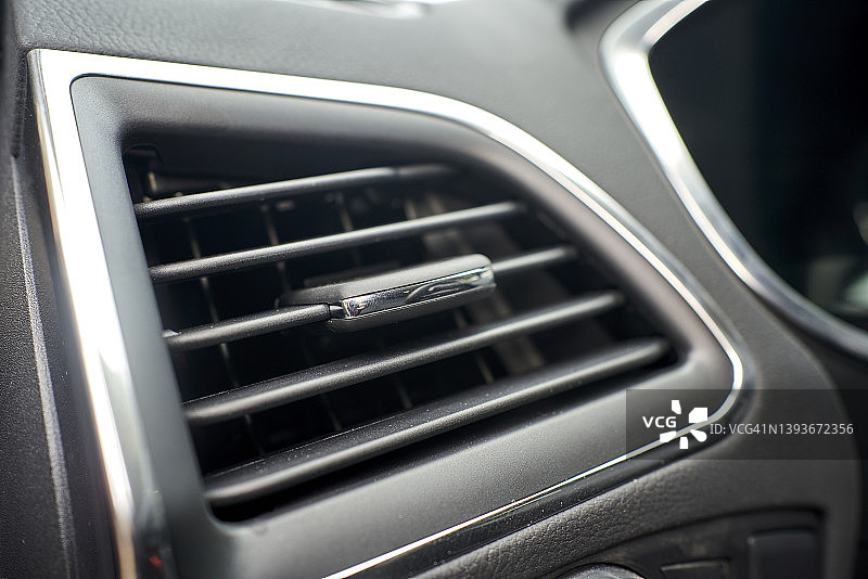 车内空调通风口特写图片素材