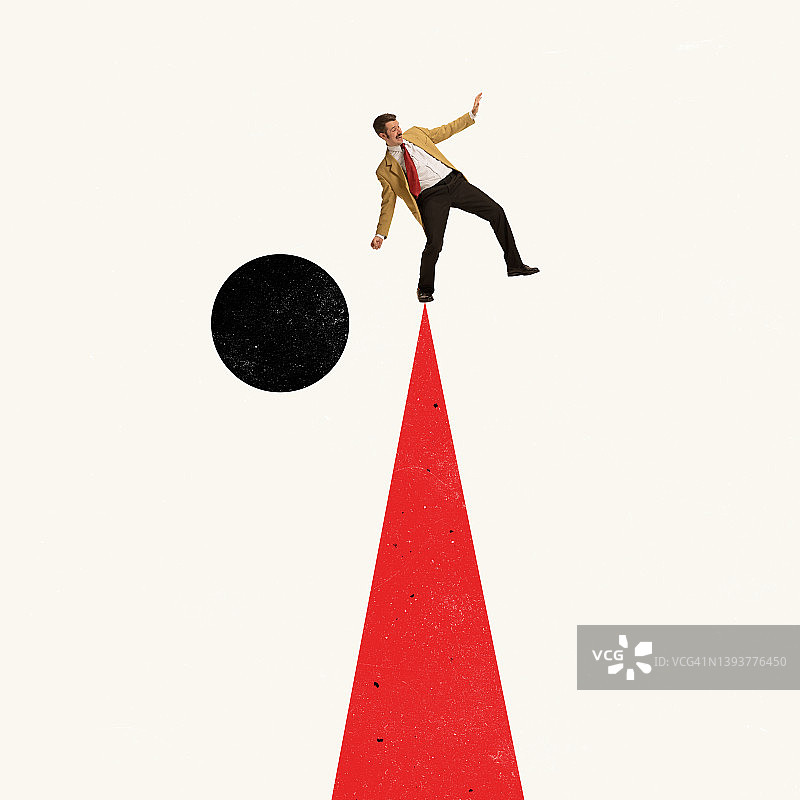 当代艺术拼贴：商人锥体平衡，关注增长与动力图片素材