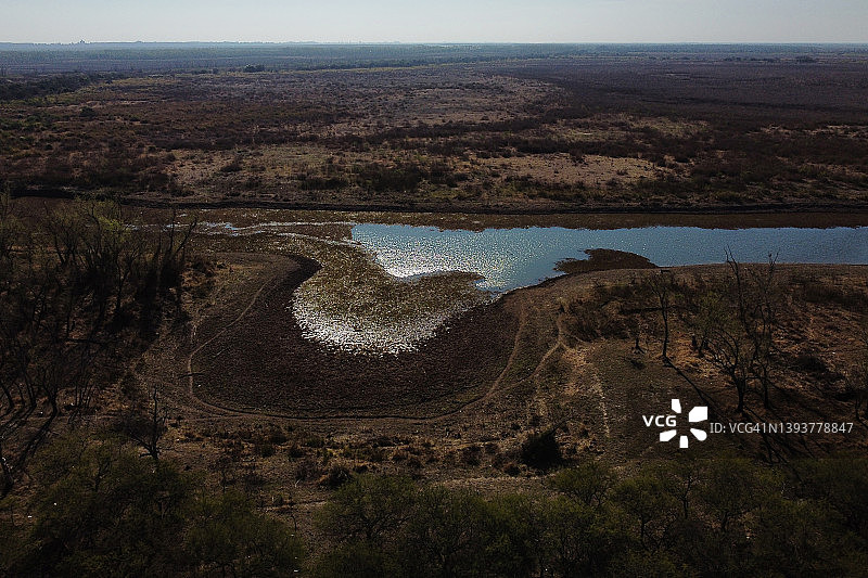 干旱时期的巴拉那河图片素材