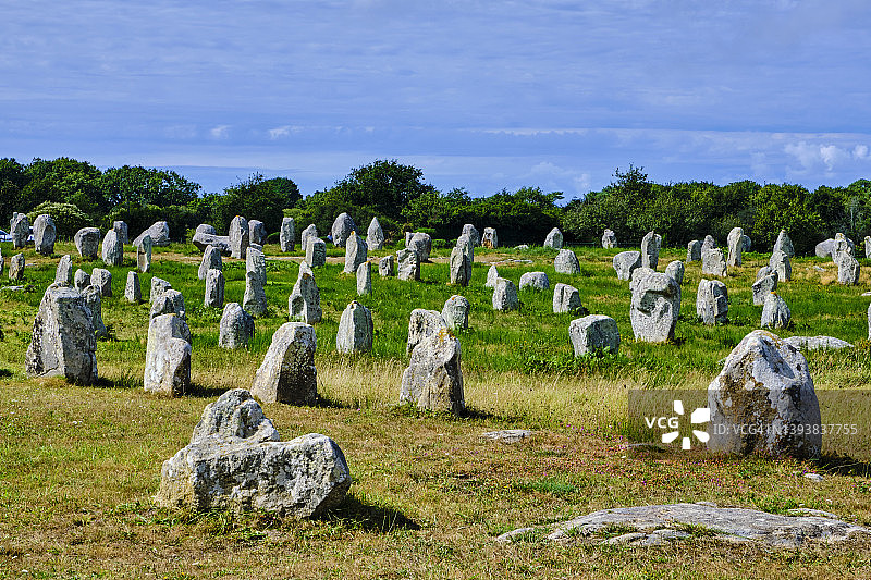 法国莫尔比昂省卡纳克巨石阵图片素材