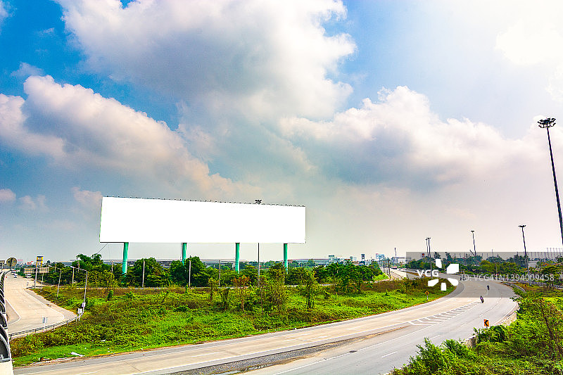 准备用于新广告的空白广告牌图片素材