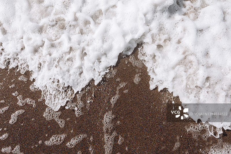 带波浪的沙滩背景图片素材
