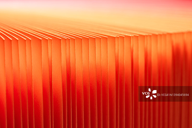 橙色纸页扇形展开图片素材