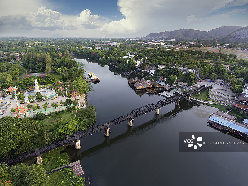 泰国北碧府桂河大桥航拍景观（无人机拍摄）图片素材