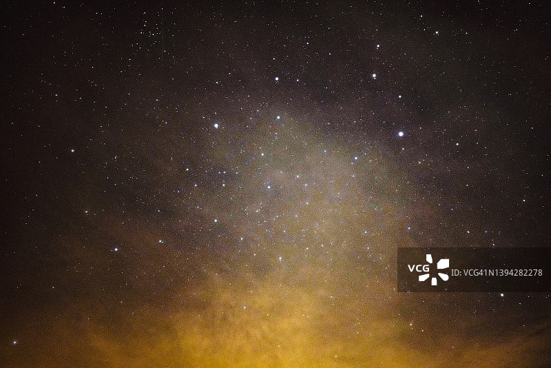 夜空深处：观赏星星和星座图片素材