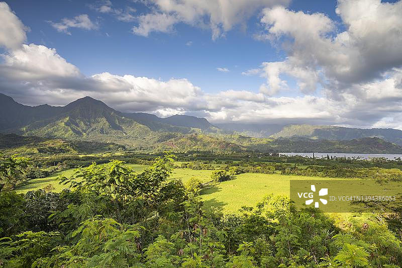 夏威夷可爱岛哈纳雷山谷景色图片素材