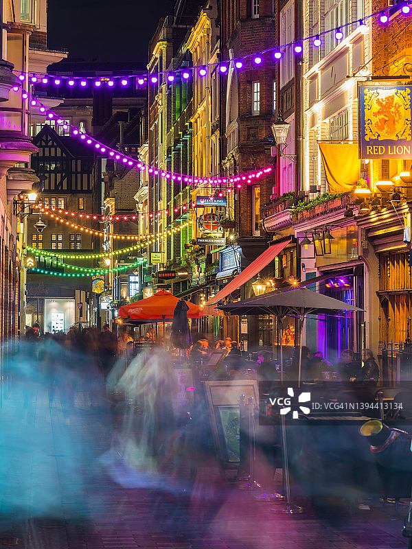 伦敦苏豪区酒吧餐厅夜景图片素材