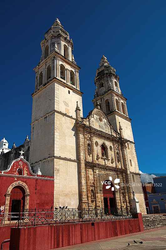 圣弗朗西斯科-德坎佩切的纯洁圣母主教座堂/坎佩切主教座堂，墨西哥坎佩切图片素材