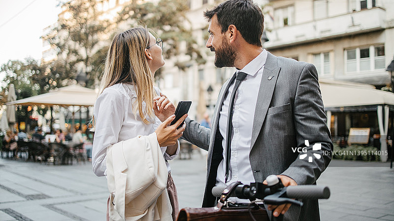 街上的商务人士图片素材
