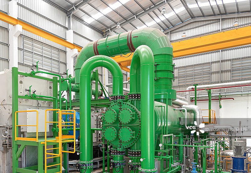 生物质发电厂的蒸汽轮机设备与管道图片素材