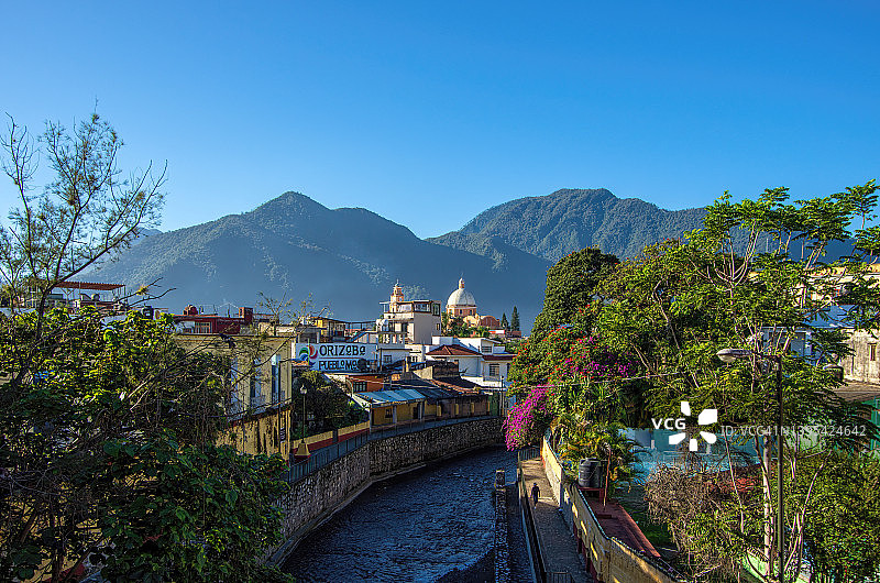 墨西哥韦拉克鲁斯州奥里萨巴的奥里萨巴河风光图片素材