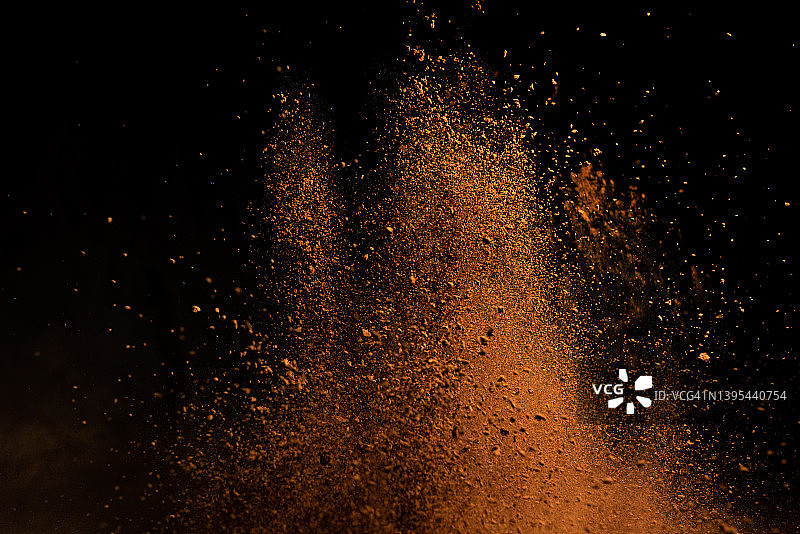 飞溅的可可粉图片素材