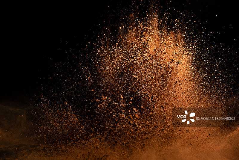 飞溅的可可粉图片素材