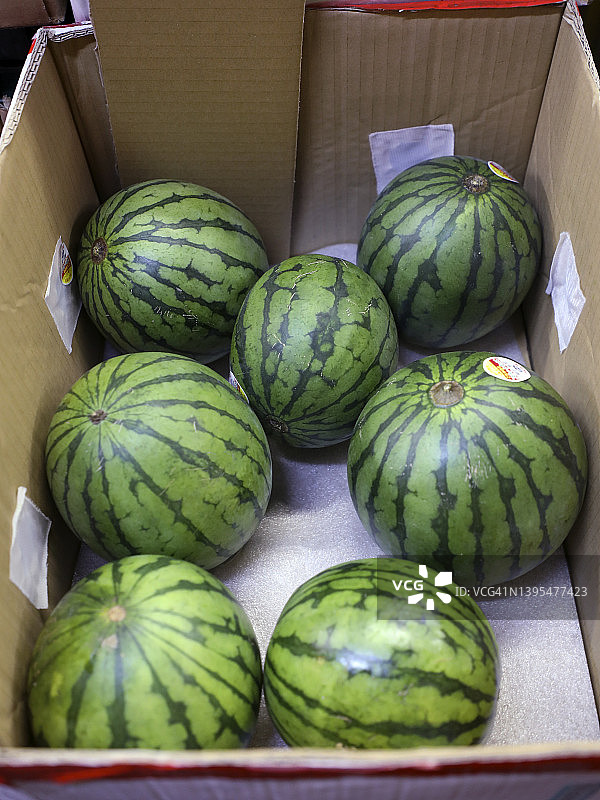 市场上的西瓜图片素材