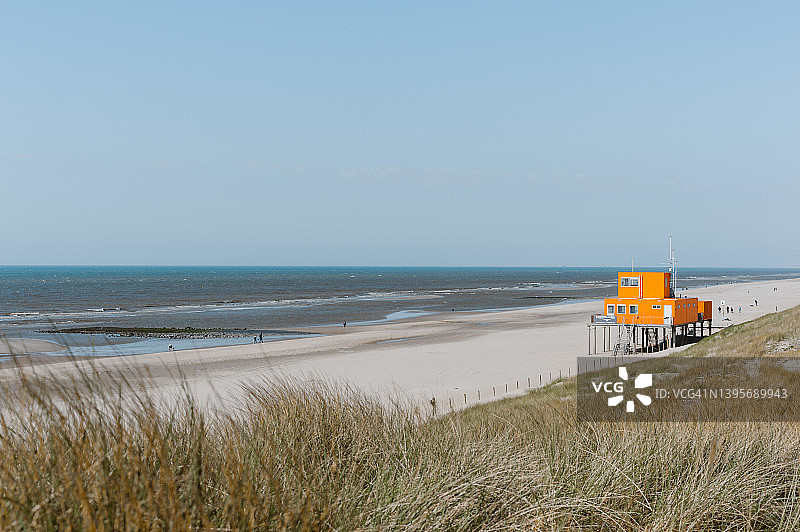 荷兰海滩的日间景色图片素材