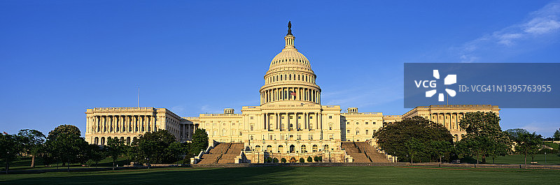 美国国会大厦全景图片素材