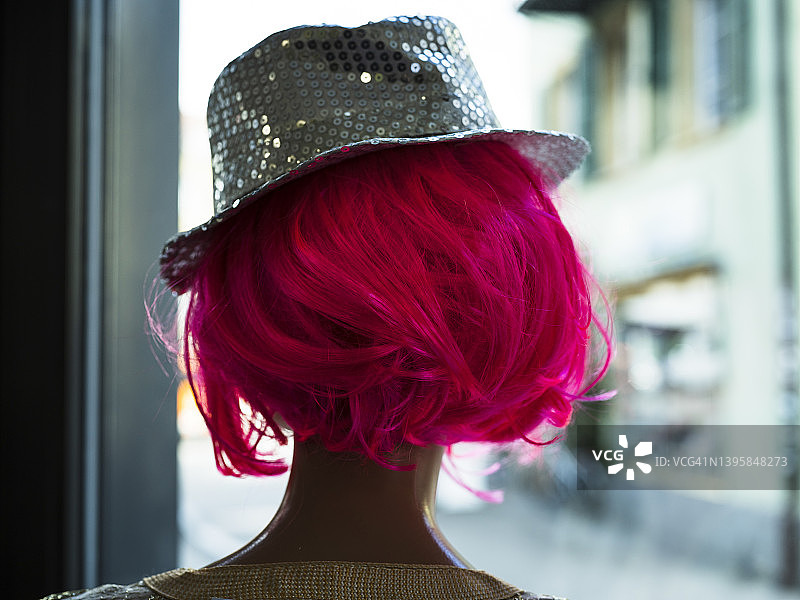 服装店里的服装模特图片素材