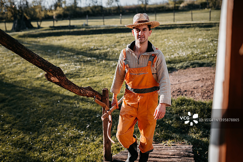 农民准备干草图片素材