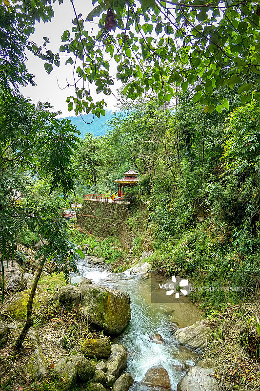 印度锡金甘托克班贾克里瀑布公园图片素材