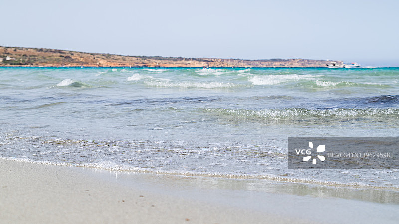 梅利哈海滩上的海浪图片素材