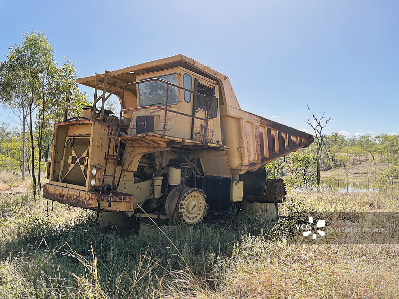 废弃的铜矿开采设备图片素材