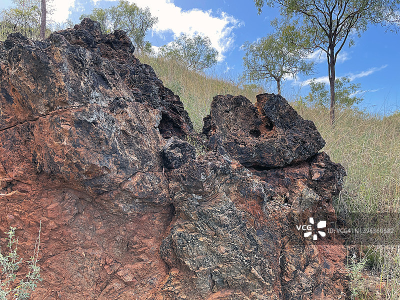 澳大利亚内陆牧牛区和锌帽图片素材