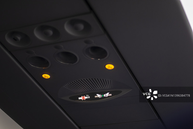 安全带指示灯及呼叫空乘按钮图片素材