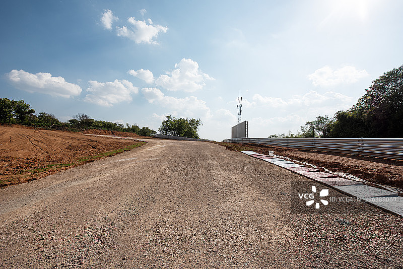 赛车泥路图片素材