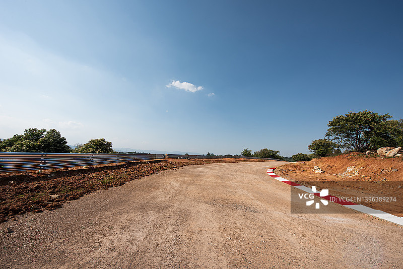 赛车泥路图片素材