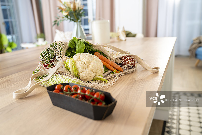 餐桌上的蔬菜图片素材