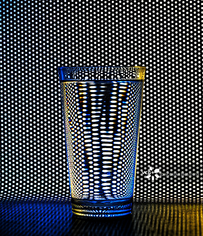 一杯水图片素材