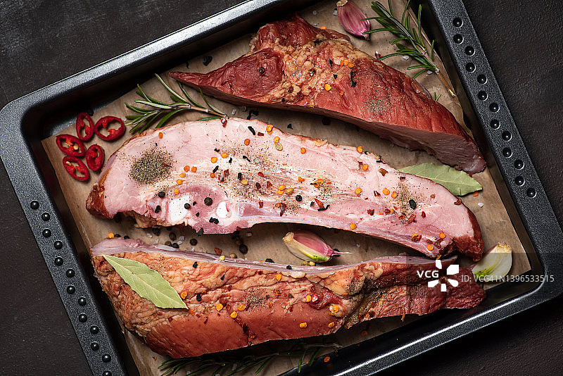 烟熏猪肋排肉片图片素材