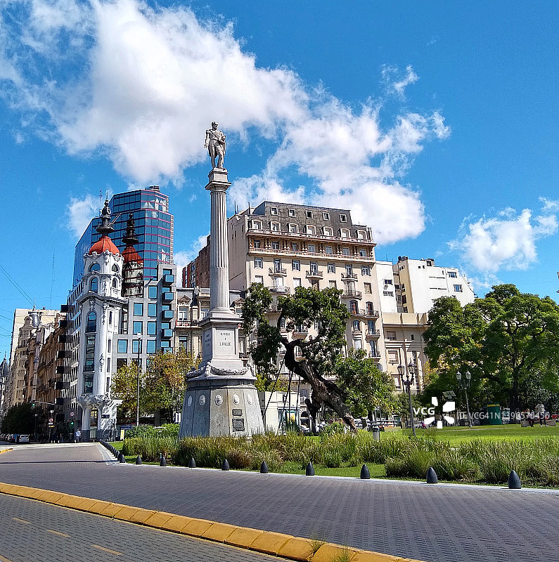 阿根廷布宜诺斯艾利斯拉瓦耶广场景观图片素材