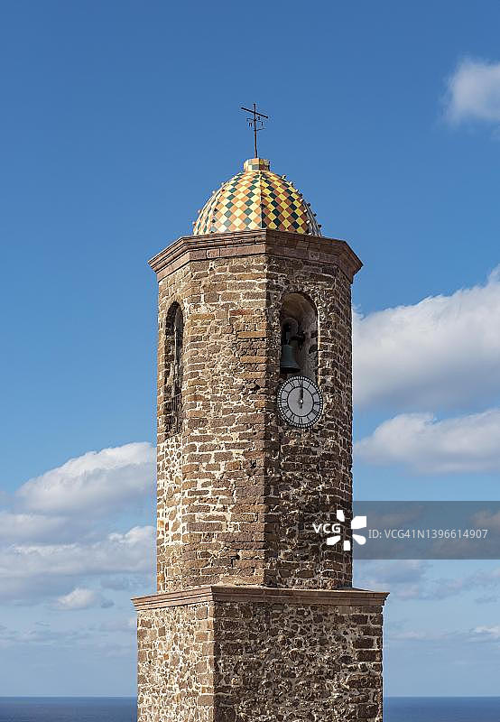卡斯特尔萨多大教堂的钟楼，意大利撒丁岛图片素材
