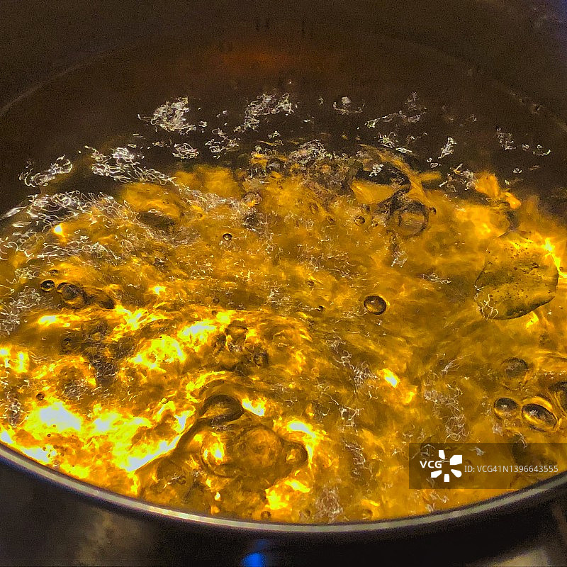 烹饪燃烧油概念意象图片素材