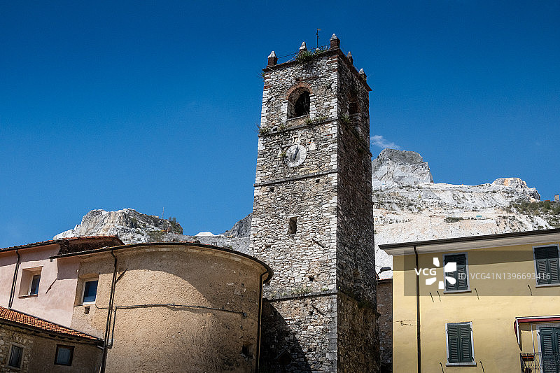 科隆纳塔，阿普安阿尔卑斯山脉，马萨卡拉拉-意大利托斯卡纳图片素材